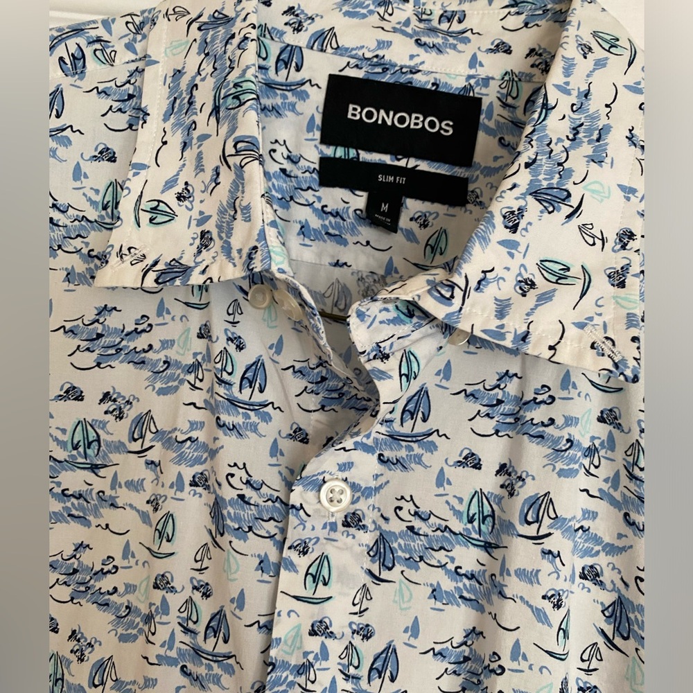 Bonobos Men’s Blue & White sailboat Printed Short Sleeve Shirt - Picture 2 of 3